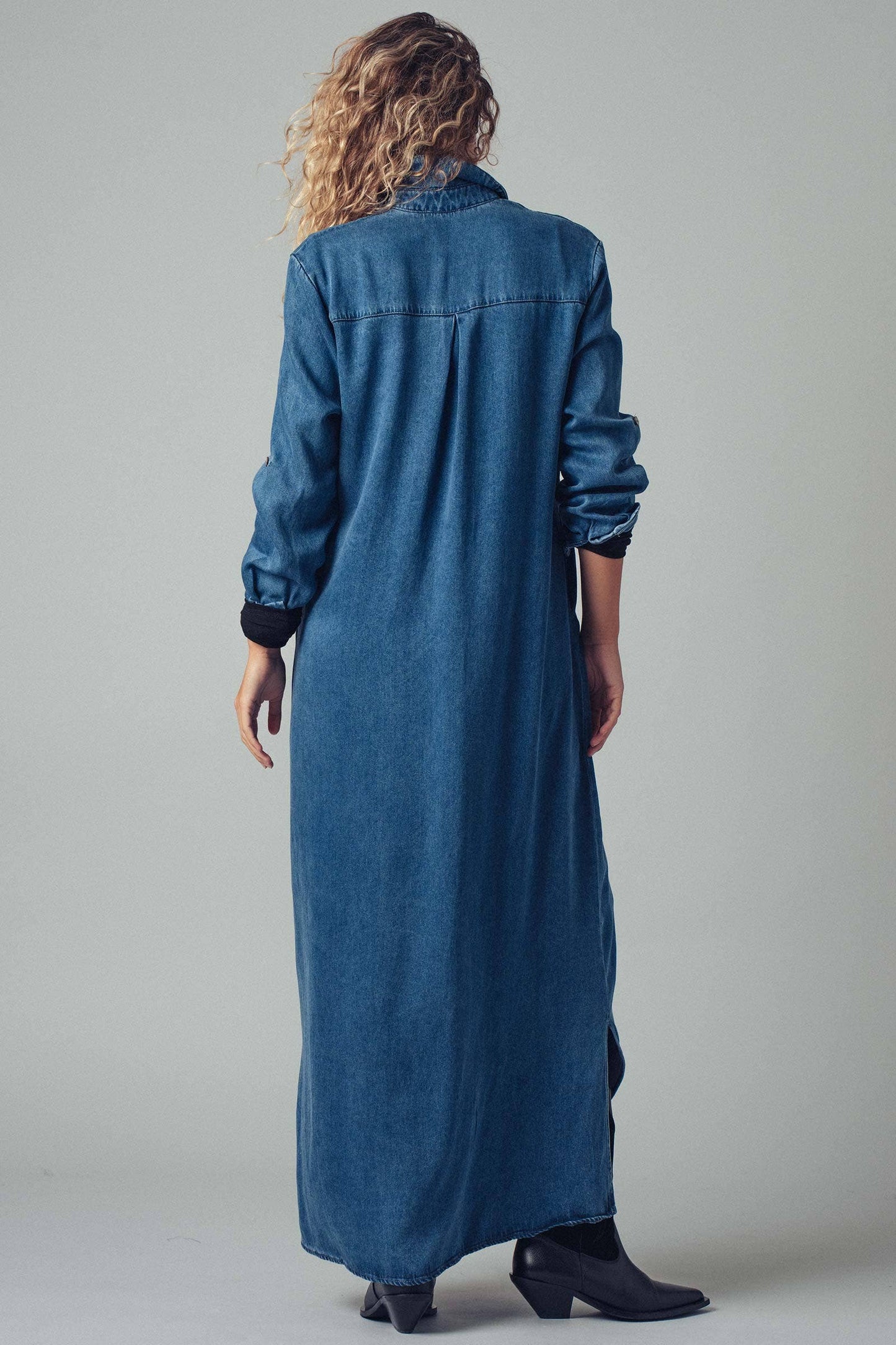 Relaxed Button-Down Western Denim Midi Dress