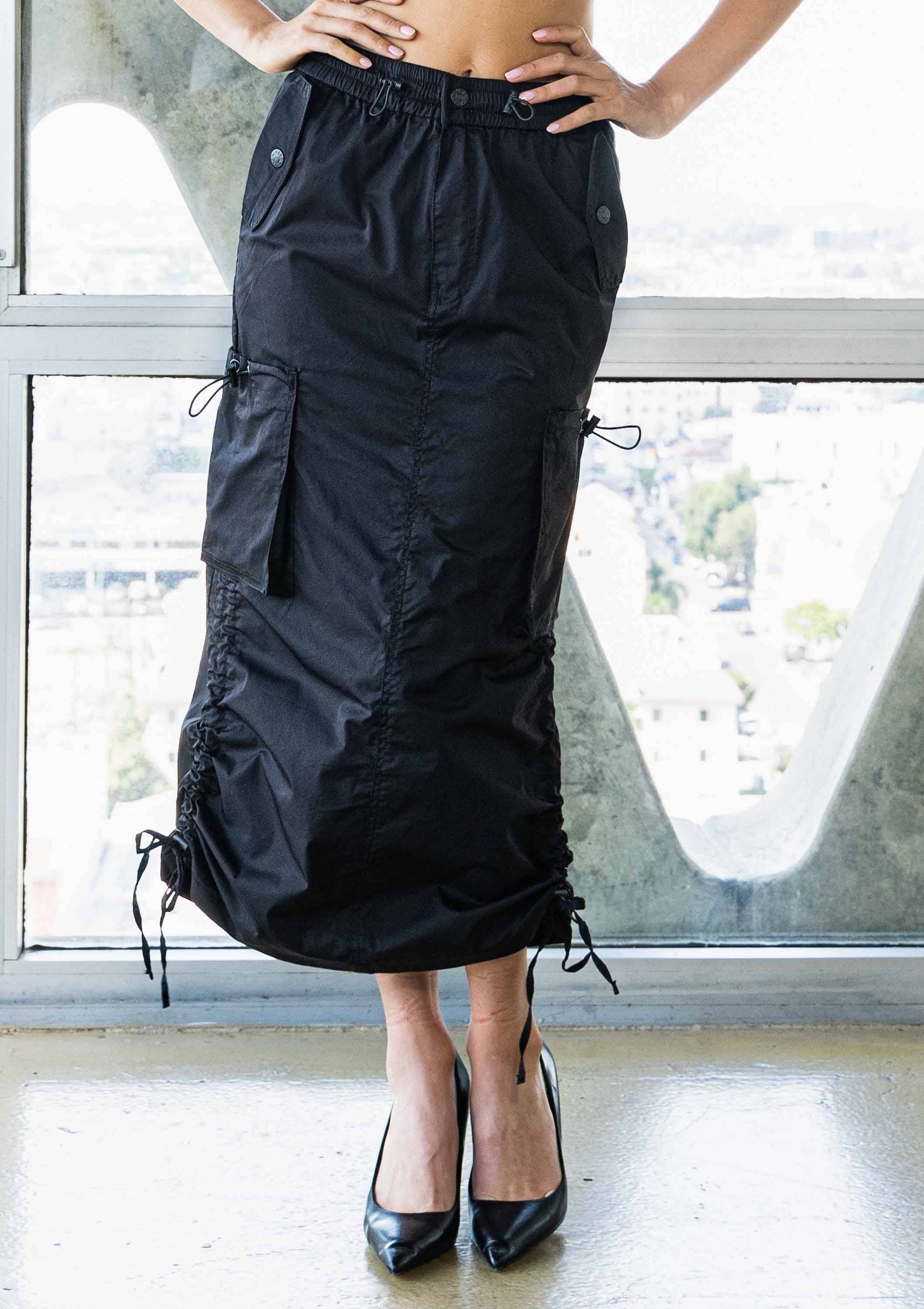 Drawstring Side Flap Y2K Cargo Column Skirt: S / Olive