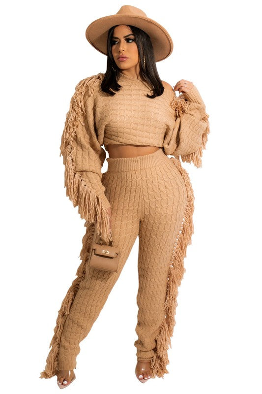 SWEATER PANTS SET