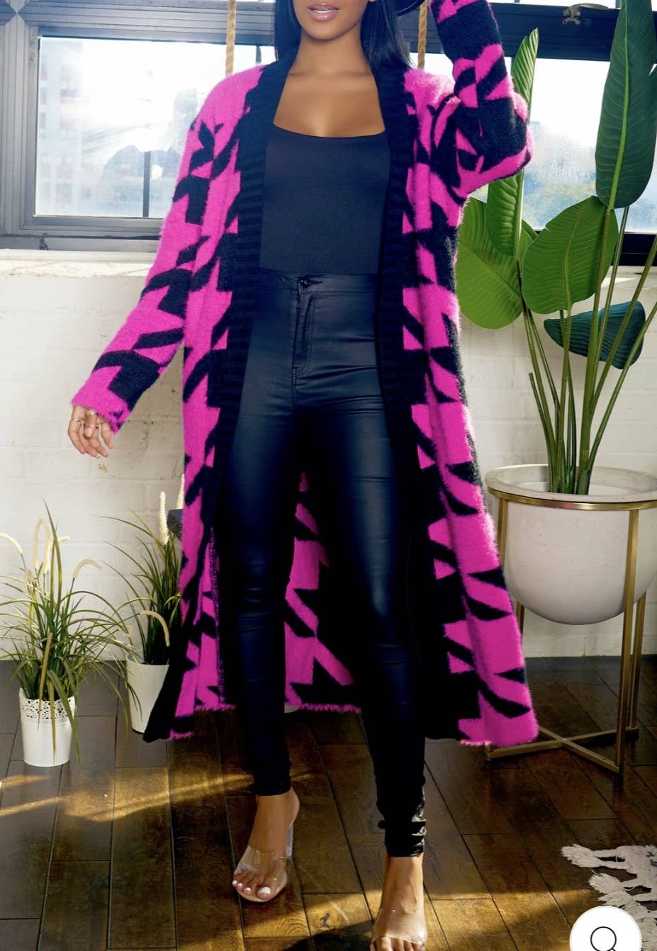 MULTI COLOR PATTERN OVER-SIZED KNIT LONG SEATER CARDIGAN