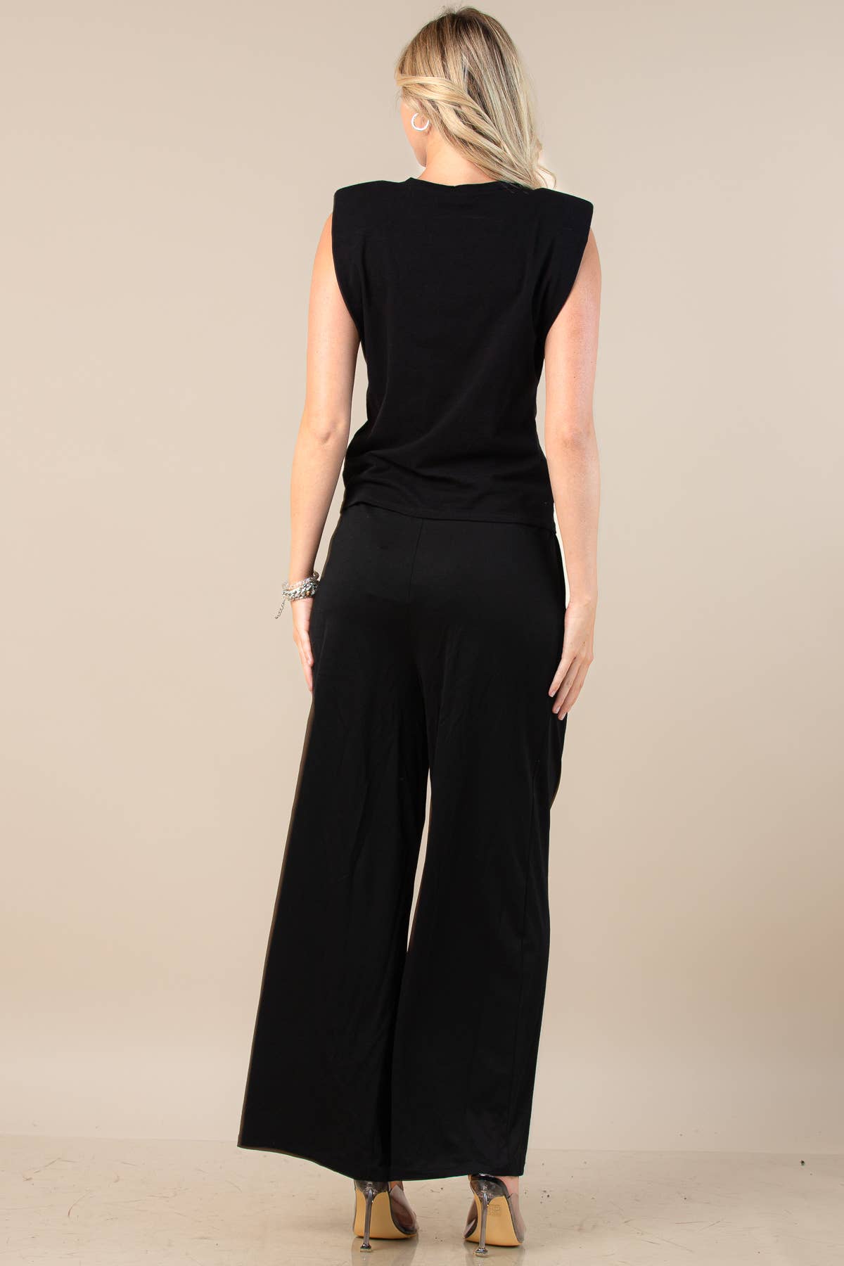 T1154-5793-Mira Animal Cherry Print Tank Top