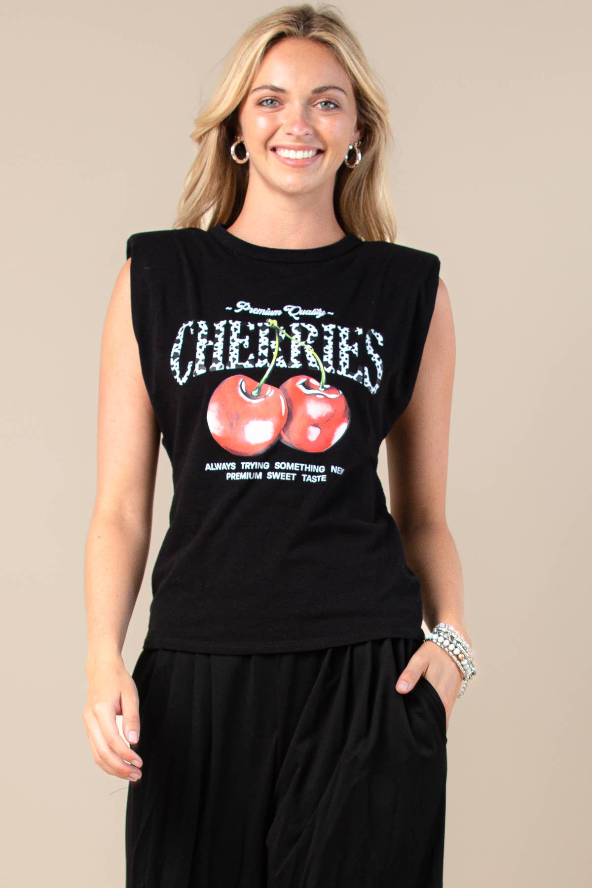 T1154-5793-Mira Animal Cherry Print Tank Top