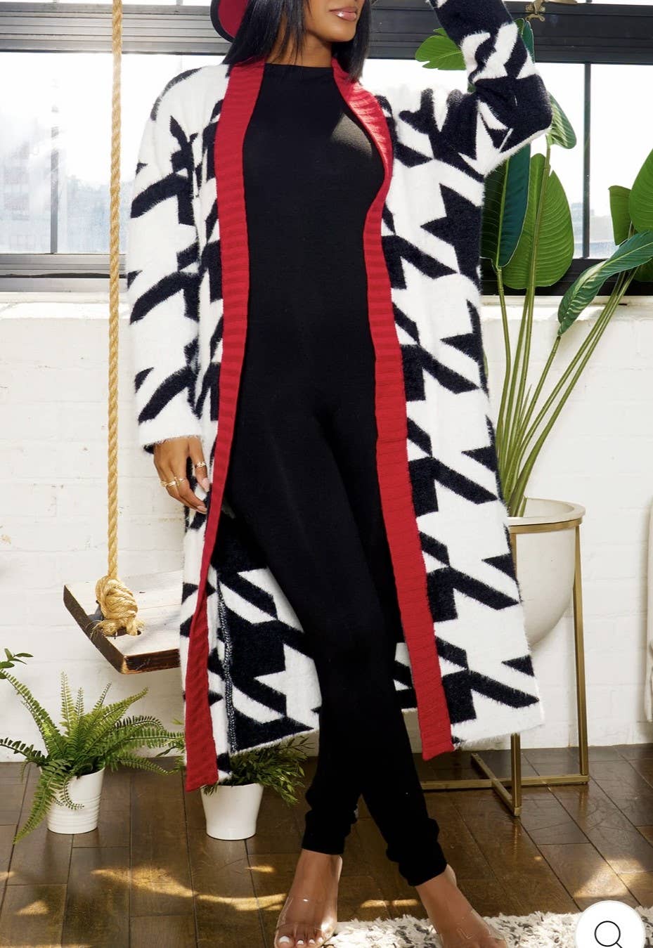 MULTI COLOR PATTERN OVER-SIZED KNIT LONG SEATER CARDIGAN