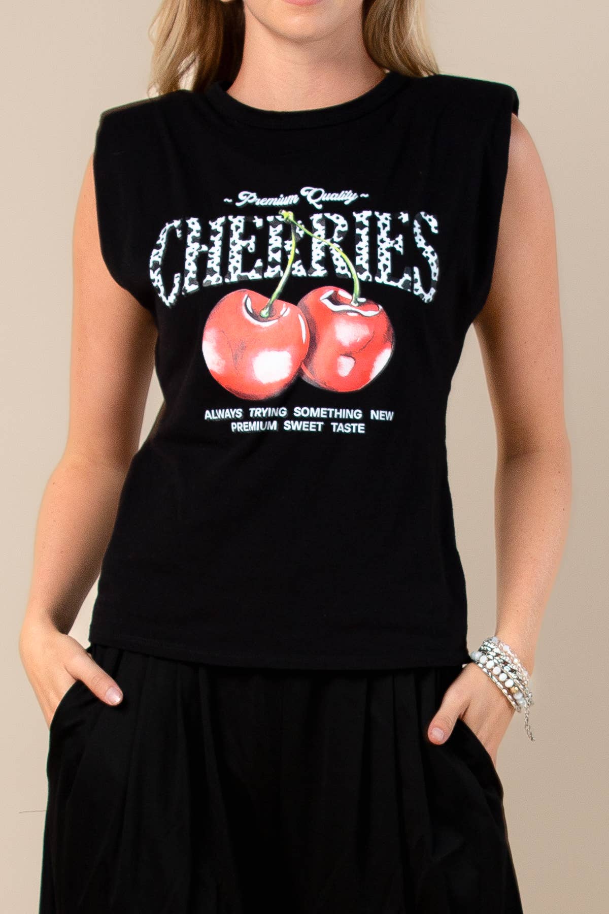 T1154-5793-Mira Animal Cherry Print Tank Top