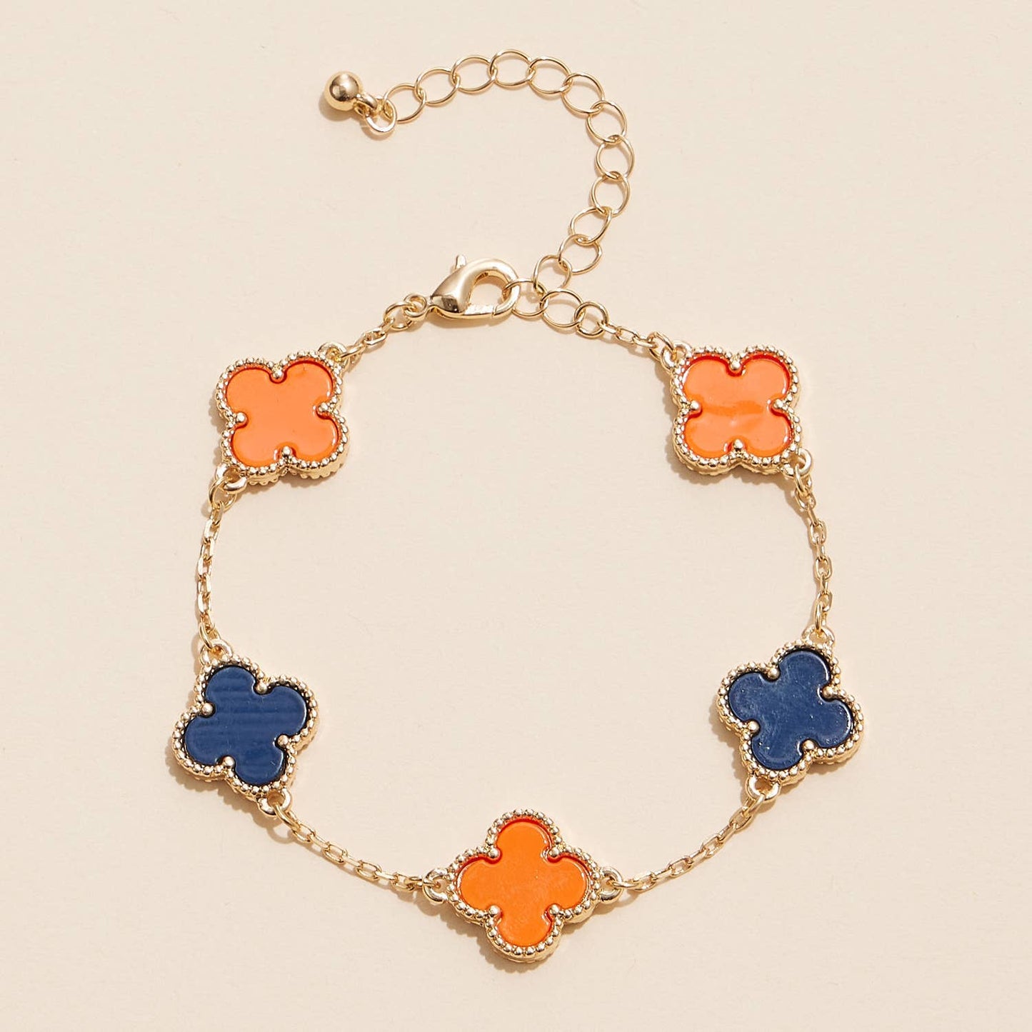 Clover Charms Basic Bracelet