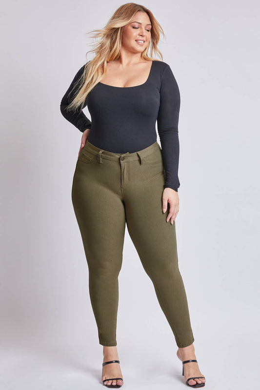 Plus Size Hyperstretch Skinny Pant